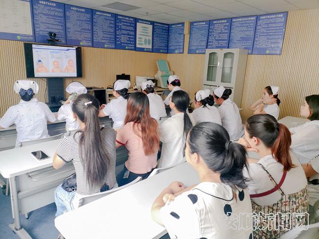 县医院远程教学大厅.jpg